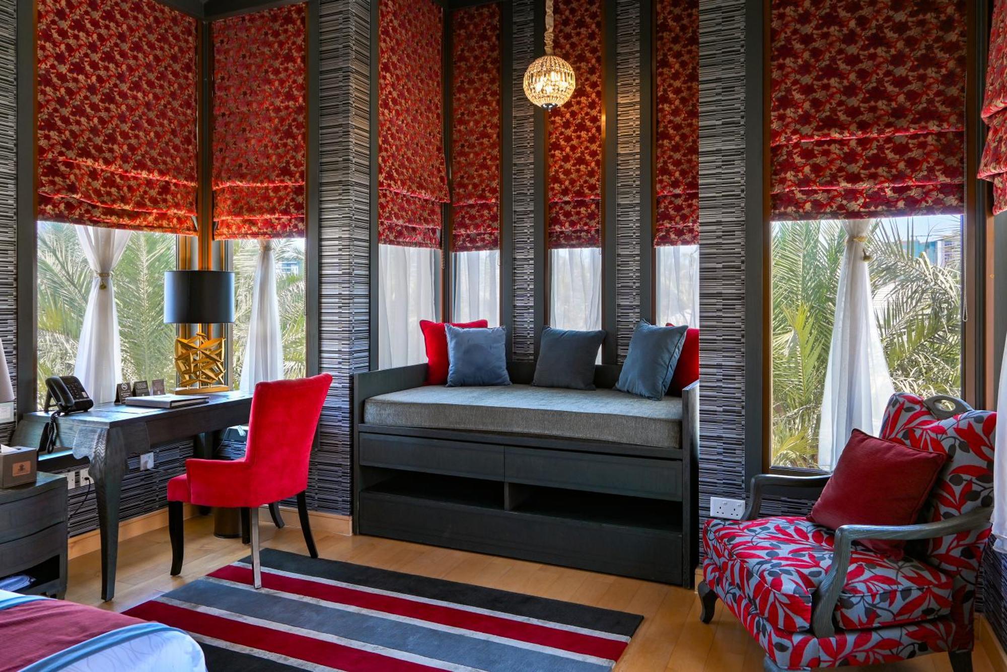 Palavra Resort Manama Dış mekan fotoğraf A room at the hotel